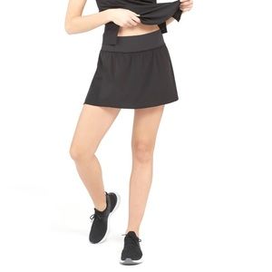 Spanx Get Moving Skort / Black Tennis Skirt / Exercise Skirt